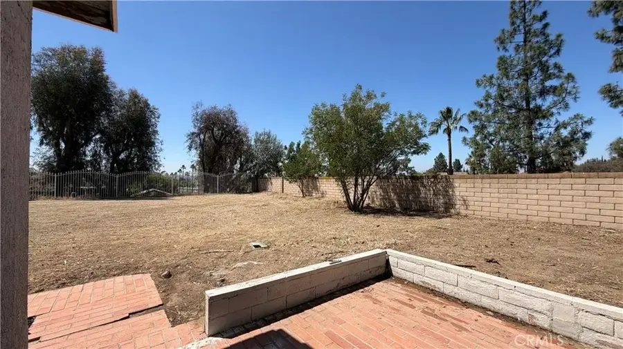 958 High Peak, Riverside, CA 92506 - #2