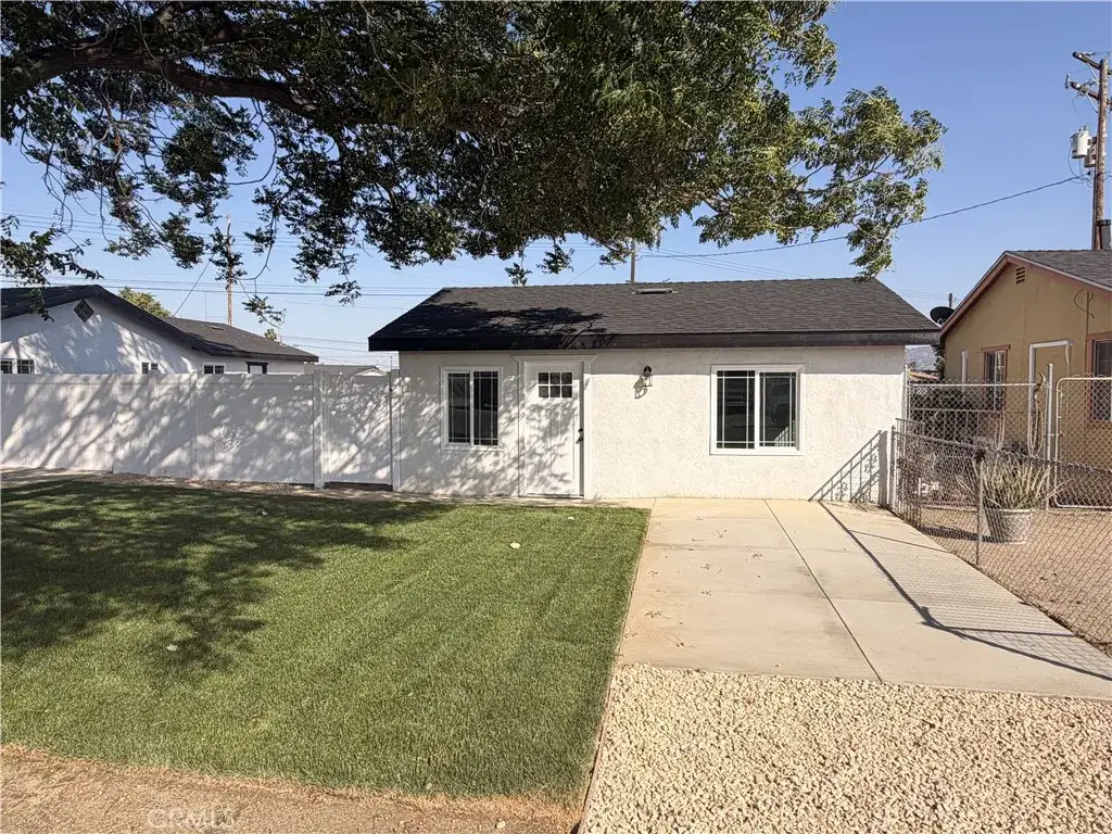 1460 Redlands, Colton, CA 92324 - #1
