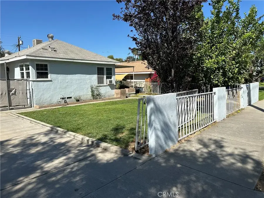 3432 Russell, Riverside, CA 92501 - #2