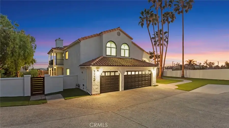 1726 Kings Road, Vista, CA 92084 - #2