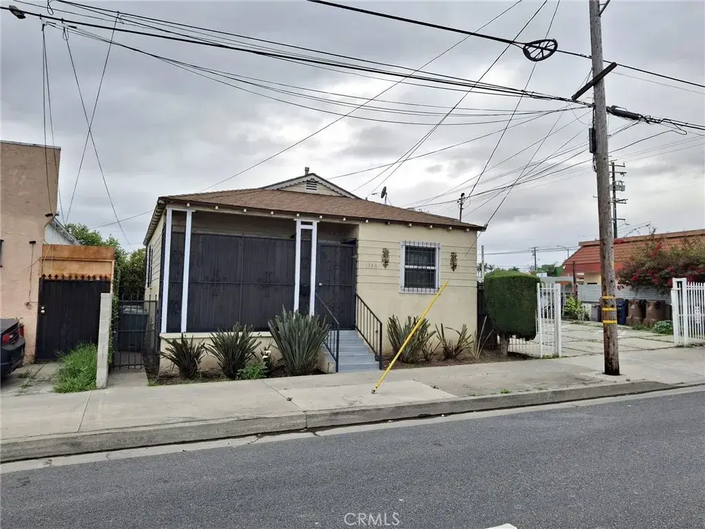 1346 W Century, Los Angeles, CA 90044 - #1