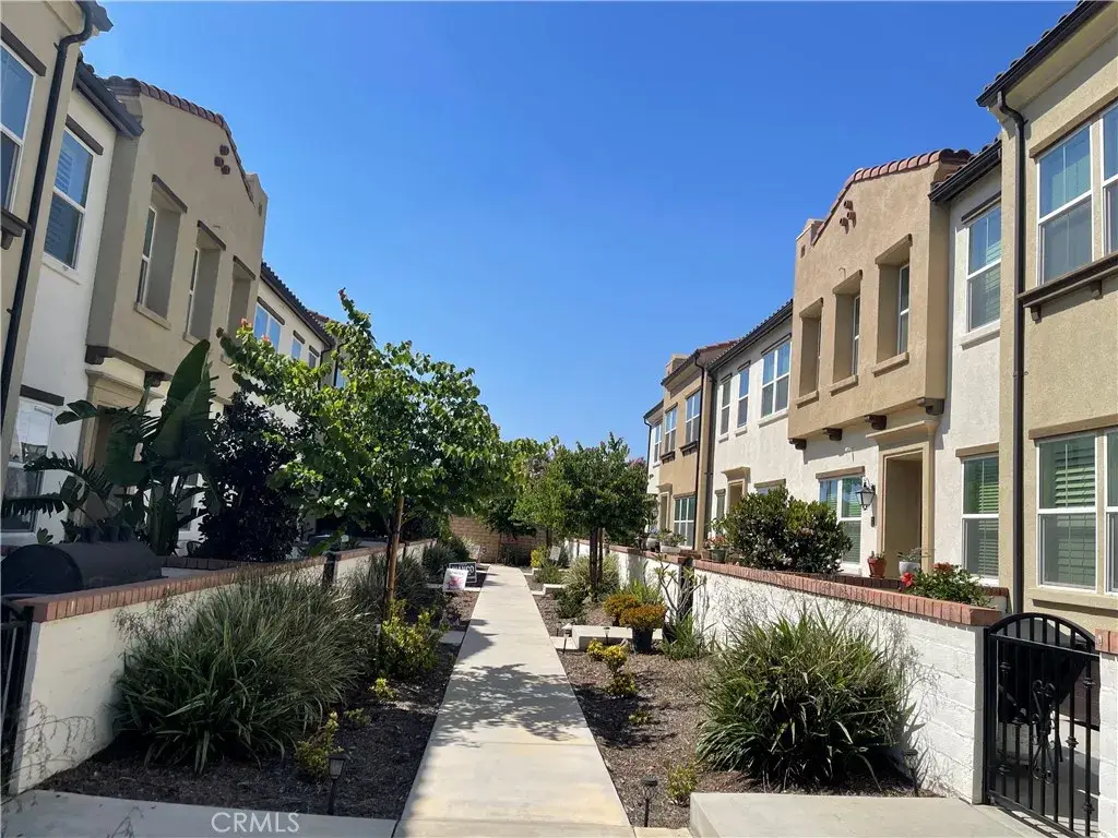 3305 E Midsummer Privado #4, Ontario, CA 91762 - #1