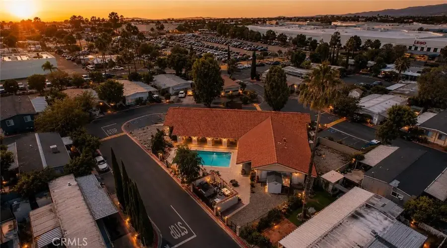 995 Pomona #33, Corona, CA 92882 - #3