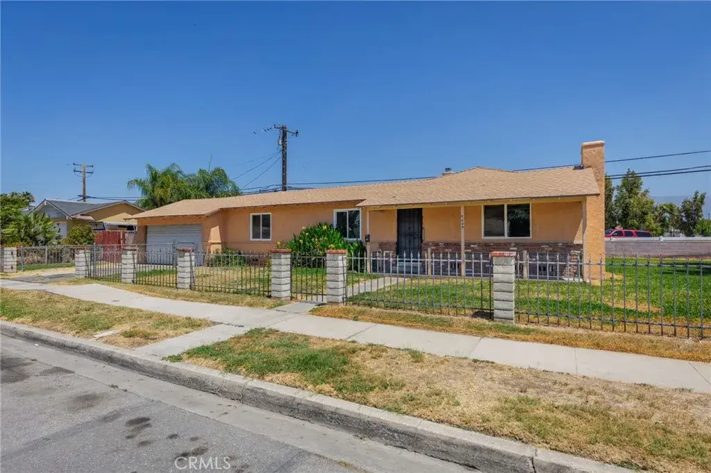 2438 W 7th, San Bernardino, CA 92410 - #1