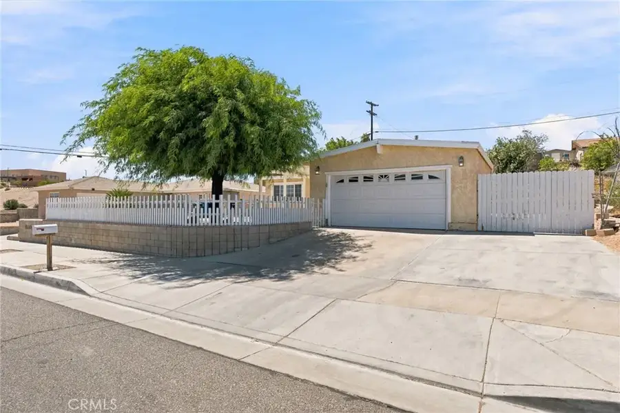 650 E Mountain View, Barstow, CA 92311 - #2