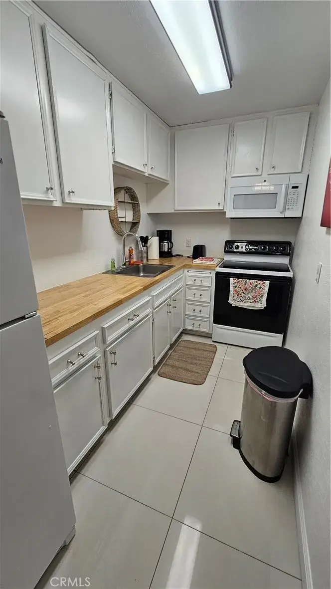 2857 N Los Felices #110, Palm Springs, CA 92262 - #3