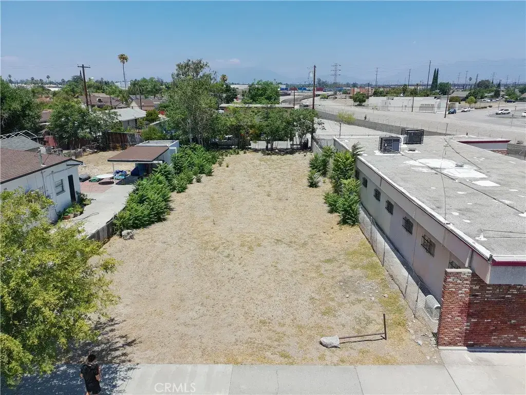 1371 N La Cadena, Colton, CA 92324 - #1