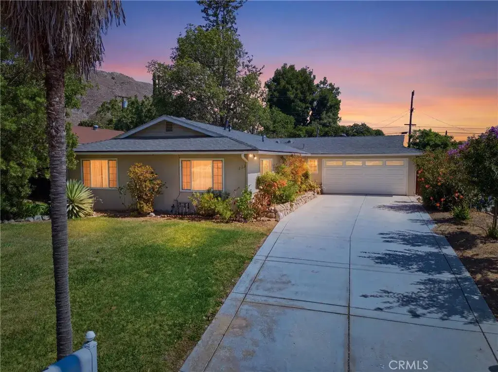 222 Green Oaks, Riverside, CA 92507 - #1