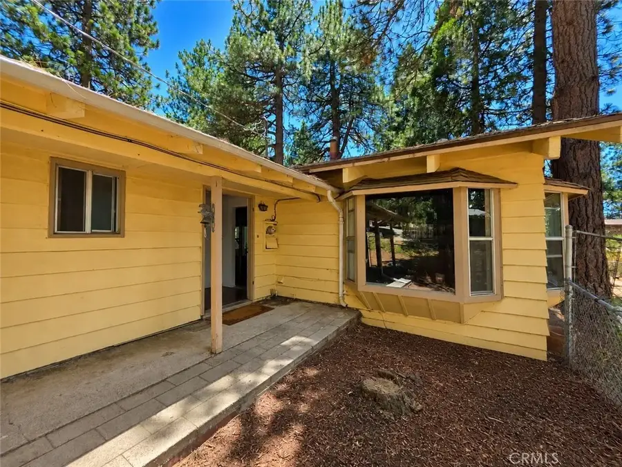 30891 Valley Oak, Running Springs, CA 92382 - #3