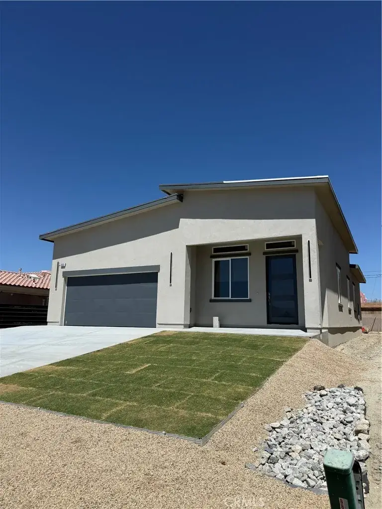16322 Avenida Gracia, Desert Hot Springs, CA 92240 - #1