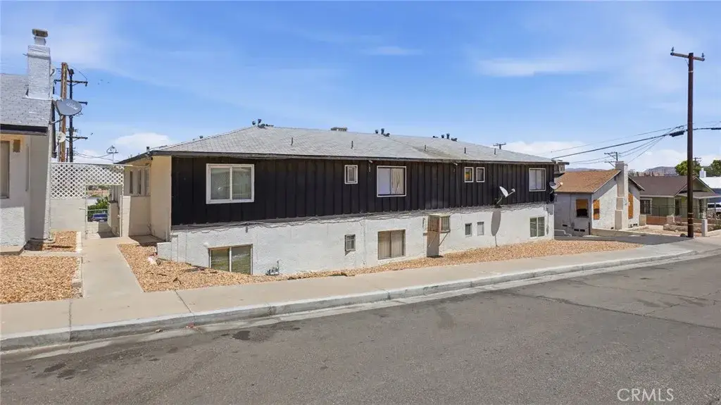 511 E Fredricks, Barstow, CA 92311 - #1