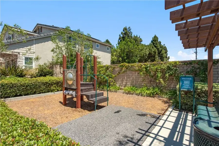 333 Gulf Stream Way, Costa Mesa, CA 92627 - #3