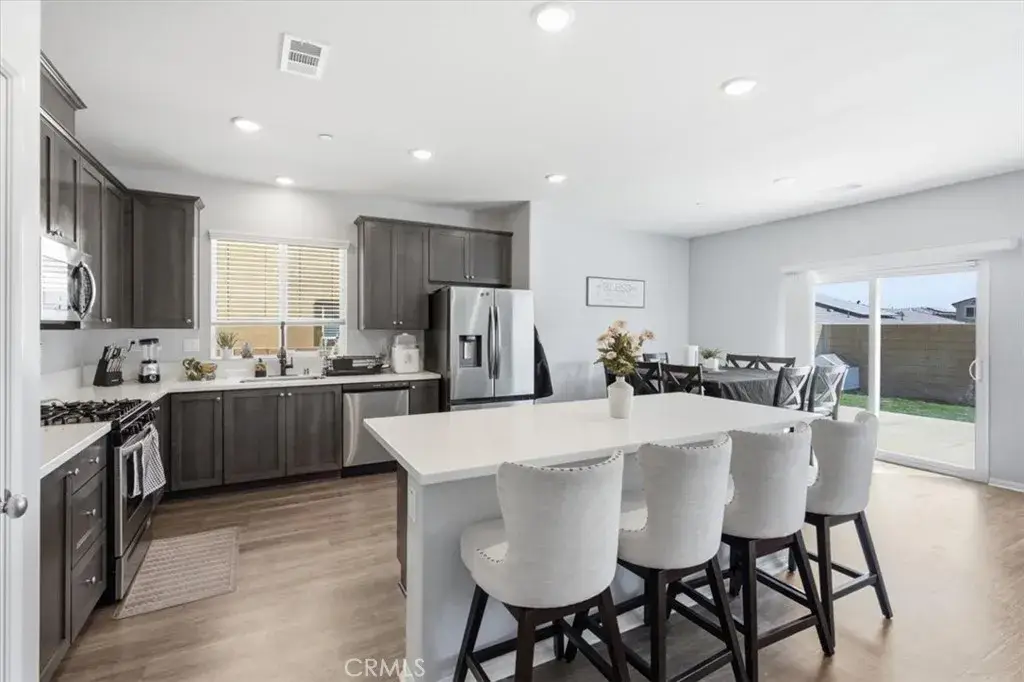 15727 Akron, Victorville, CA 92394 - #1