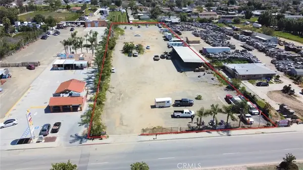 5684 Etiwanda, Jurupa Valley, CA 91752