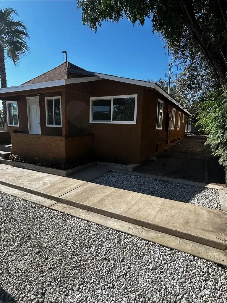1380 W 5th, San Bernardino, CA 92411 - #3