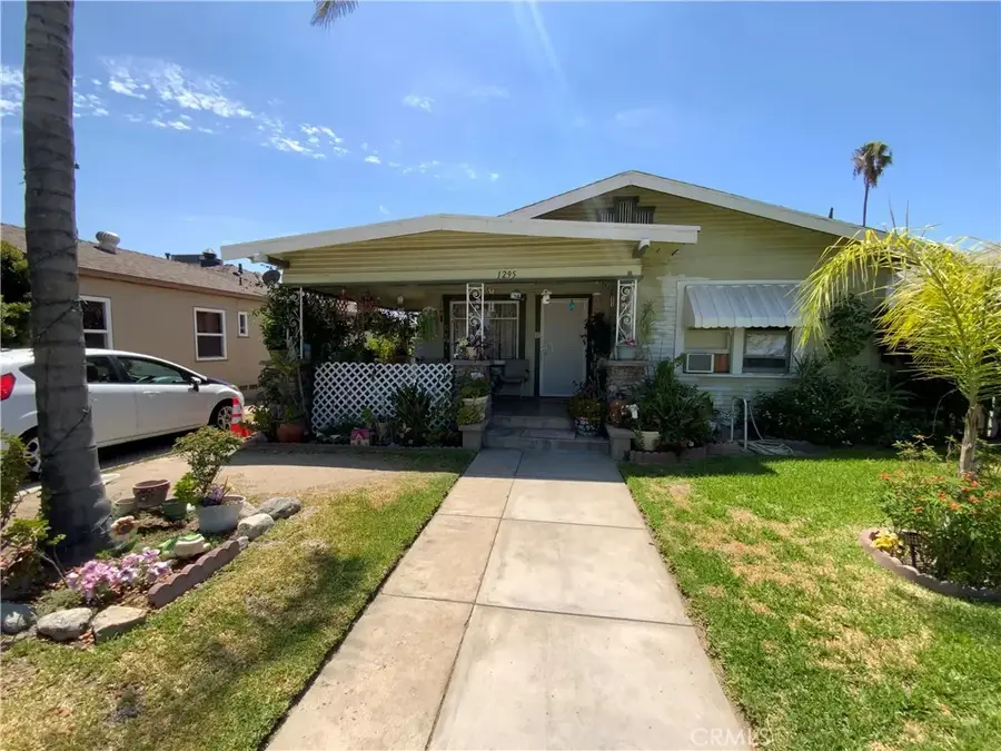 1295 N 9th, Colton, CA 92324 - #3