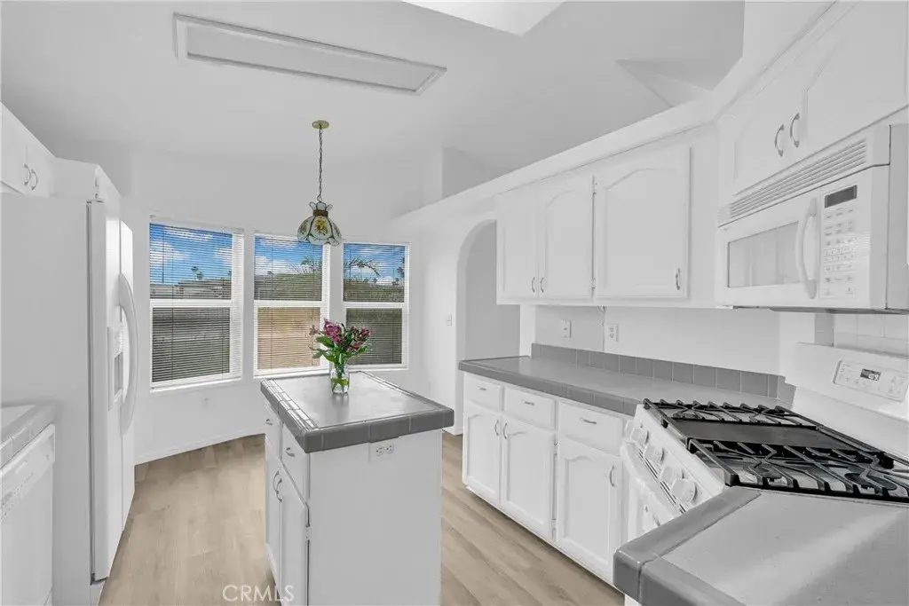 930 Santa Victoria, Hemet, CA 92543 - #1