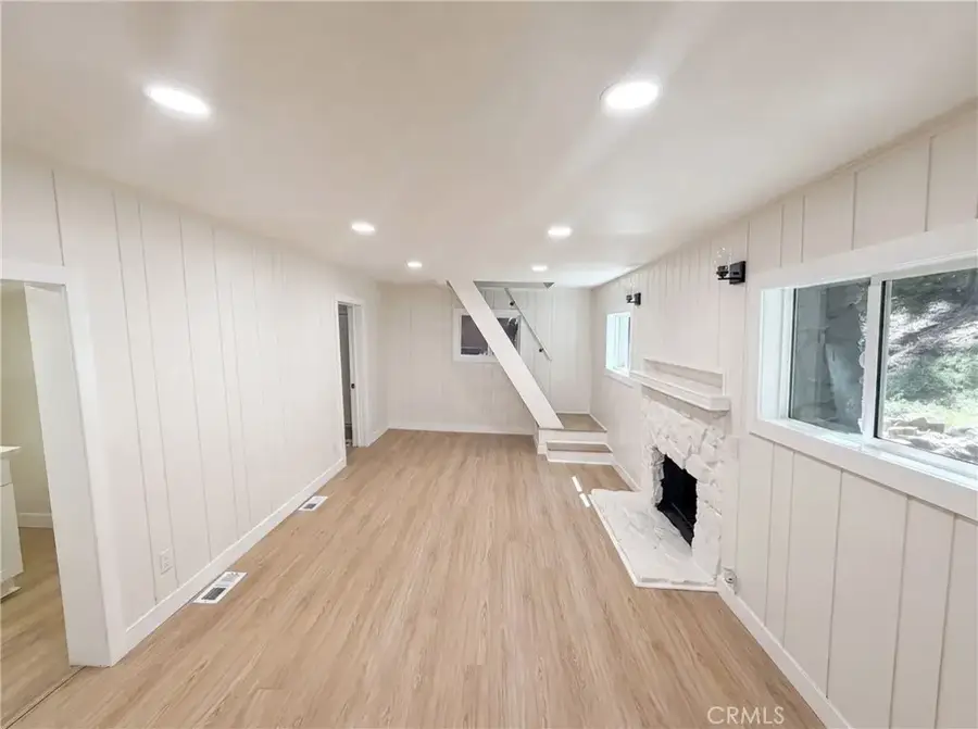 982 Oak, Crestline, CA 92325 - #3