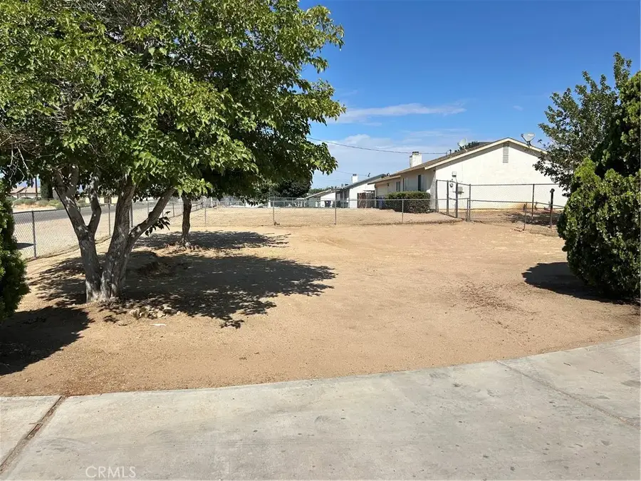 15686 Little Beaver, Victorville, CA 92395 - #3