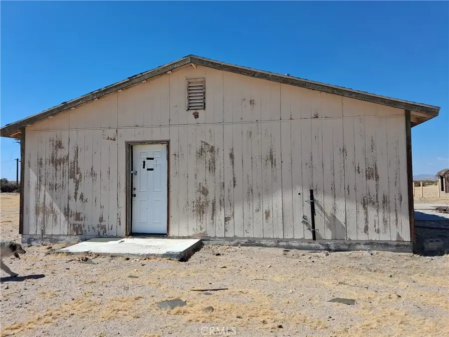 34115 Mountain View, Hinkley, CA 92347 - #2