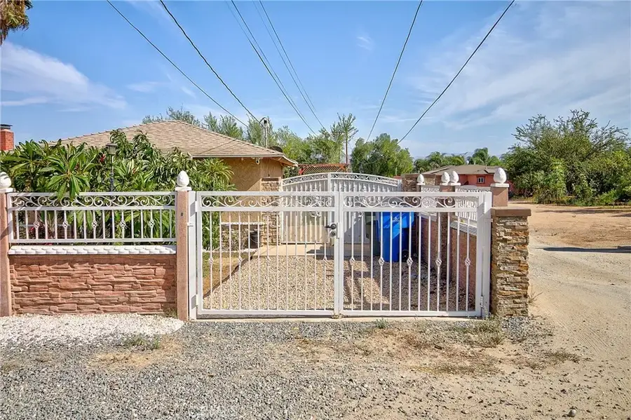 10884 Cypress Ave, Riverside, CA 92505 - #3