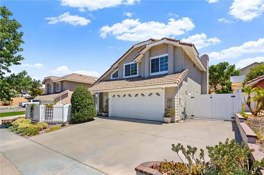 387 Glacier Circle, Corona, CA 92879 - #3