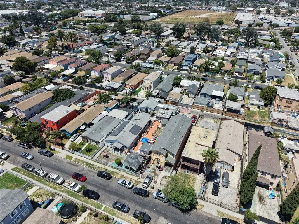 1105 E 113th, Los Angeles, CA 90059 - #1