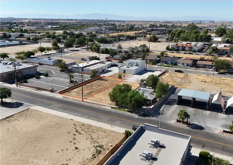 925 E Avenue Q6, Palmdale, CA 93550 - #3