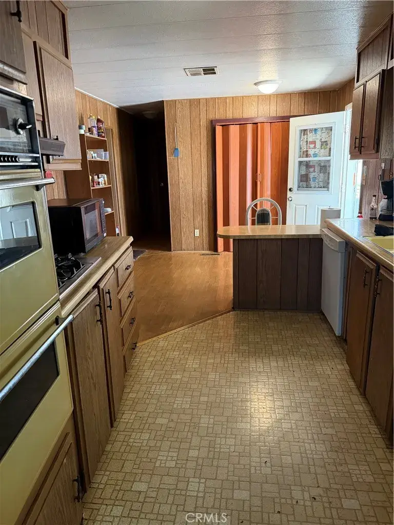16860 Slover #61, Fontana, CA 92337 - #3