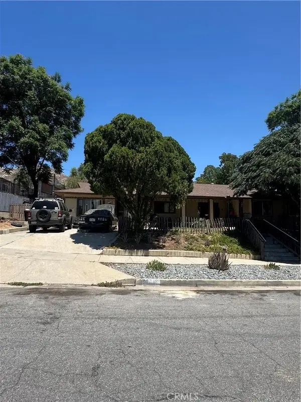 301 Maryknoll Drive, Colton, CA 92324