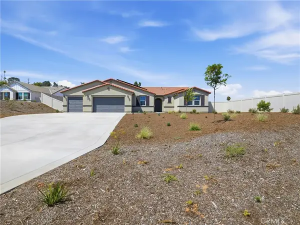 6113 Saddlehorn Lane, Jurupa Valley, CA 92509