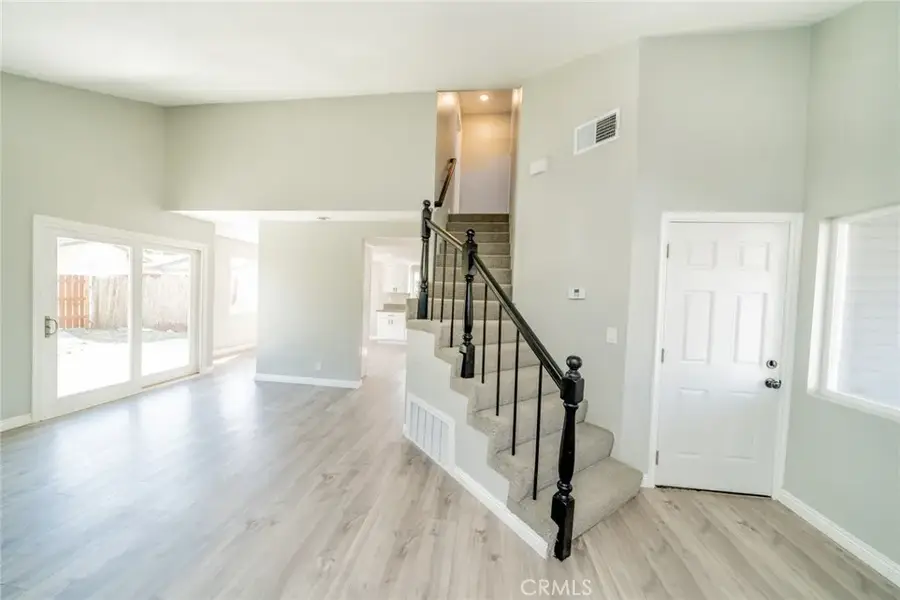 827 S Tamarisk Avenue, Rialto, CA 92376 - #3