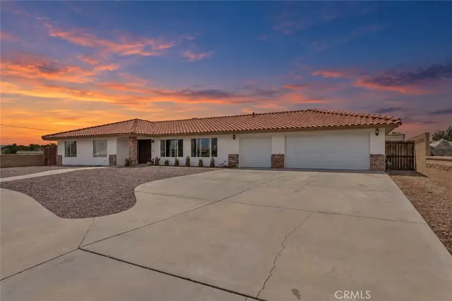 18266 Manzanita, Hesperia, CA 92345 - #3