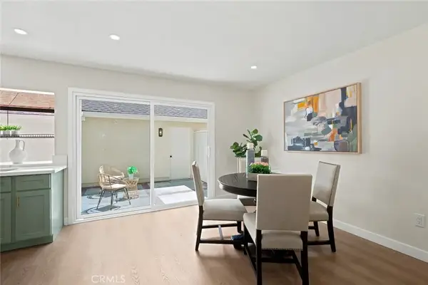 1700 W Cerritos #206, Anaheim, CA 92804
