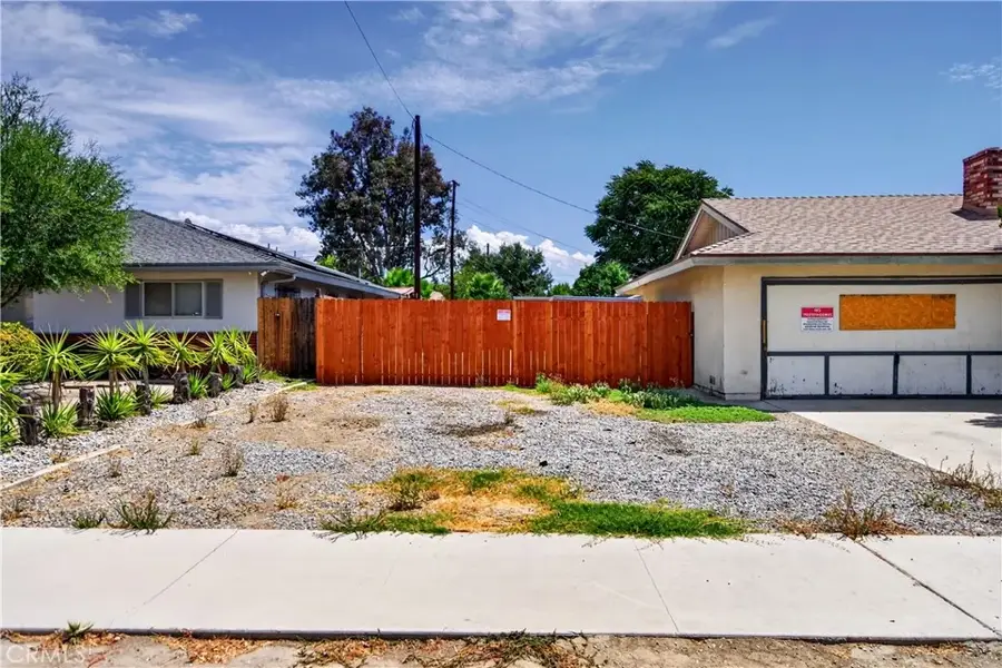 692 S Carmalita, Hemet, CA 92543 - #3