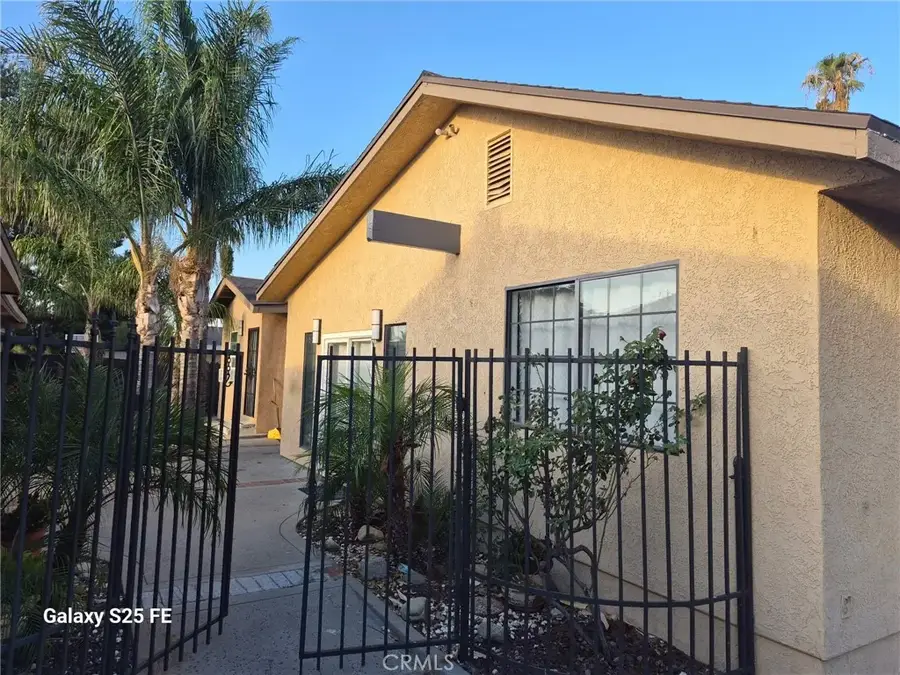 9143 Tamarind, Fontana, CA 92335 - #2