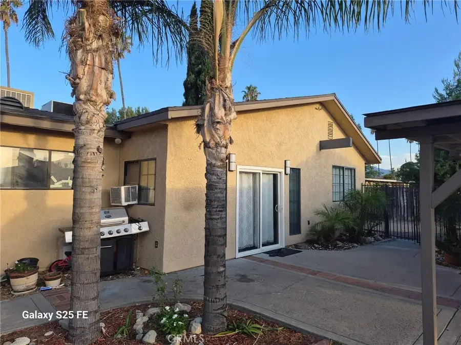 9143 Tamarind, Fontana, CA 92335 - #3
