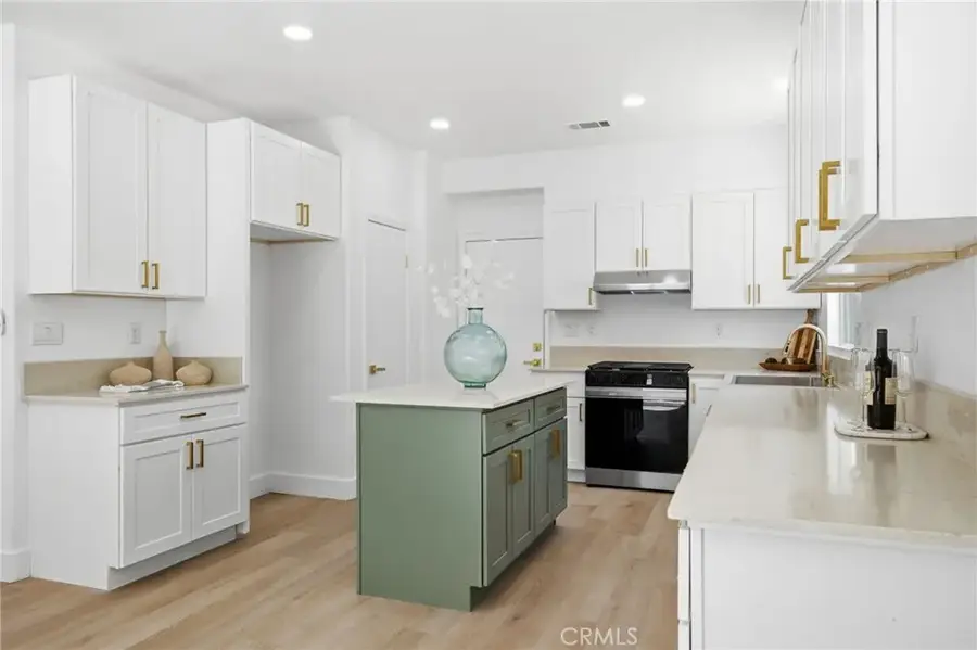 112 Manzanita, Tehachapi, CA 93561 - #3