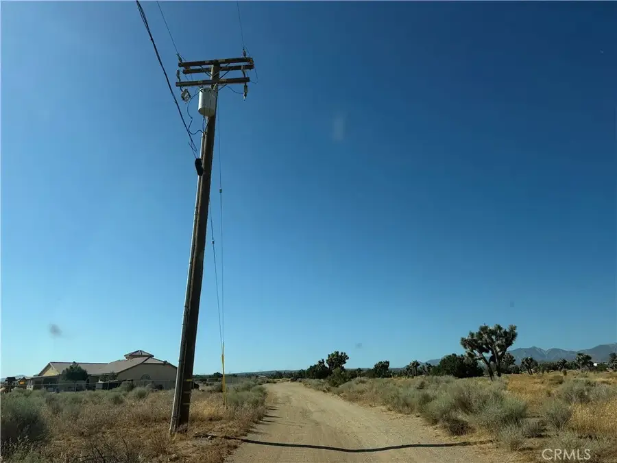 0 Vinton, Phelan, CA 92371 - #3