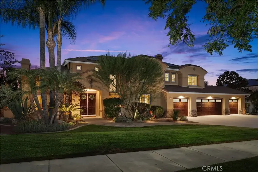 3590 Garretson, Corona, CA 92881 - #3