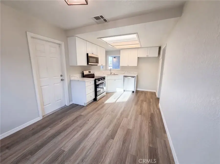 26934 10th, Highland, CA 92346 - #2