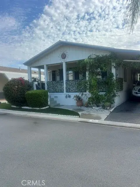 4000 Pierce #63, Riverside, CA 92505