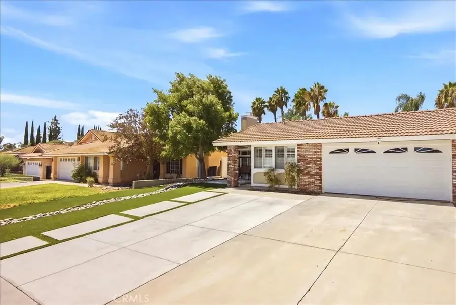 8725 Sandhill Drive, Riverside, CA 92508 - #3