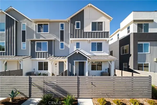 27308 Bear Creek Lane, Valencia, CA 91381