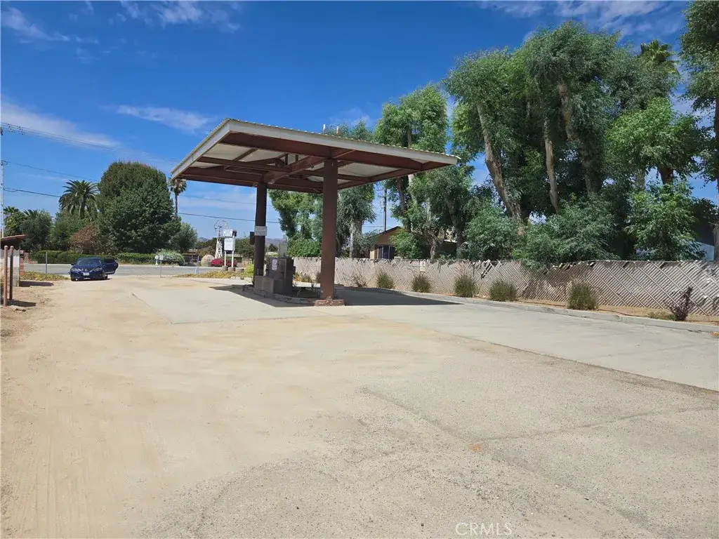 1690 S State, Hemet, CA 92543 - #1