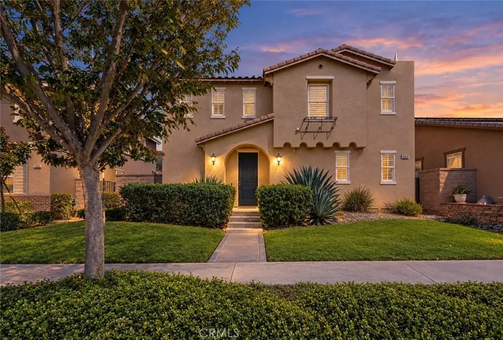15834 Vienna, Fontana, CA 92336 - #1
