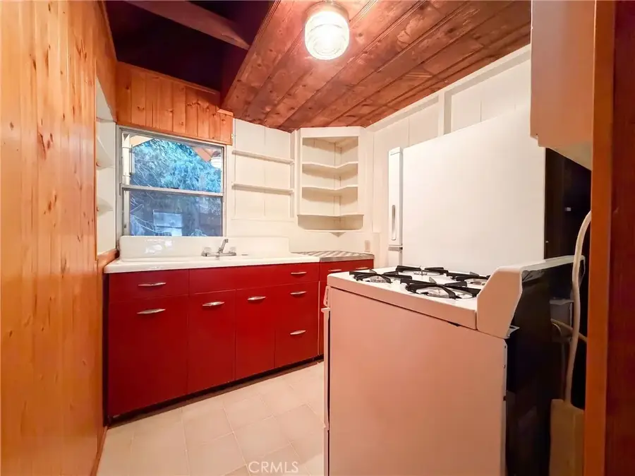 23679 Hillside, Crestline, CA 92325 - #2