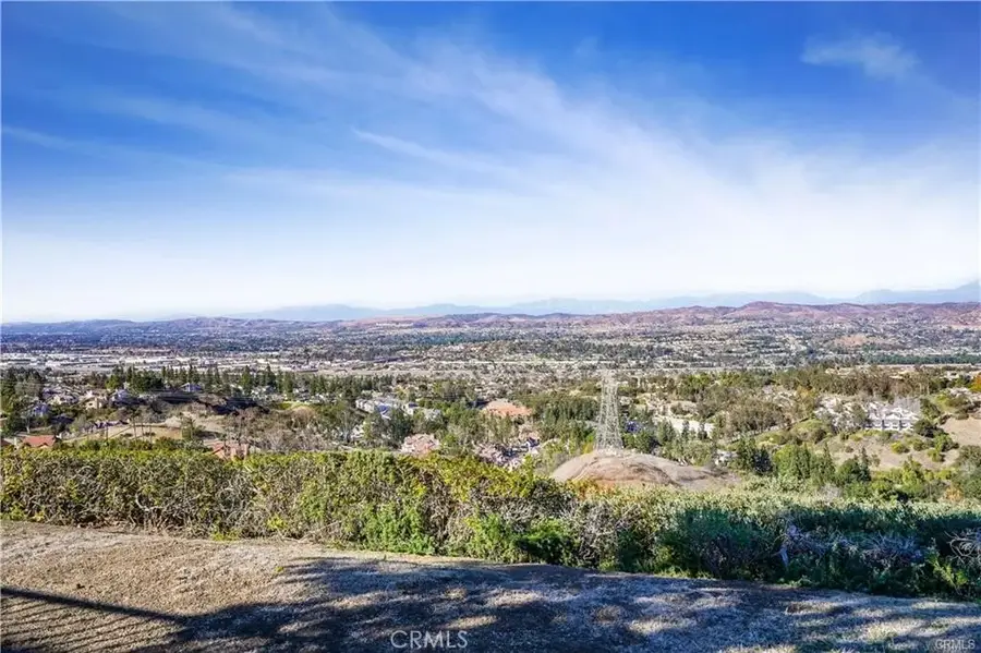 701 S Tourmaline Ct., Anaheim Hills, CA 92807 - #2