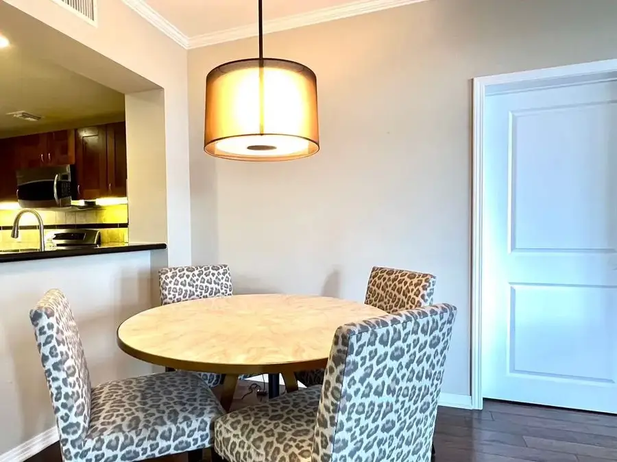 125 North Raymond Avenue North #404, Pasadena, CA 91103 - #2