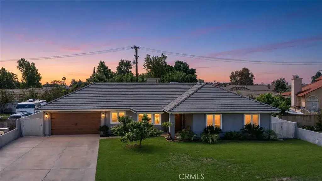 669 W Cheshire Street, Rialto, CA 92377 - #1